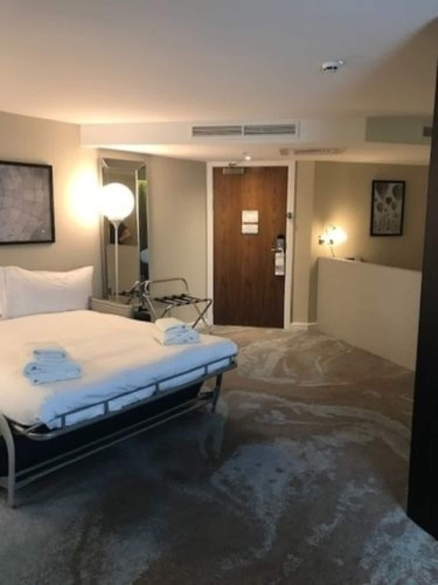 Doubletree By Hilton Τσέστερ Εξωτερικό φωτογραφία