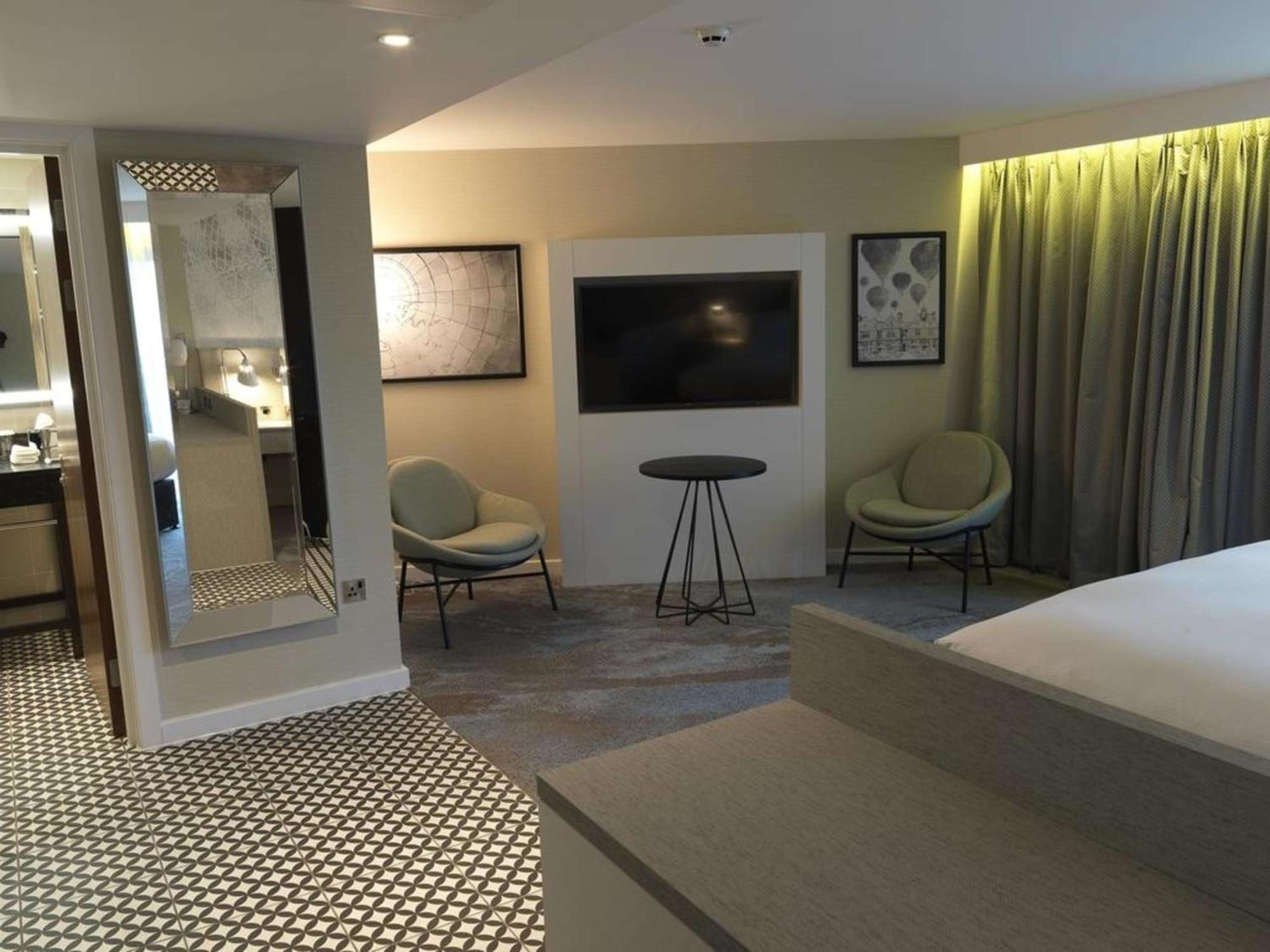 Doubletree By Hilton Τσέστερ Εξωτερικό φωτογραφία