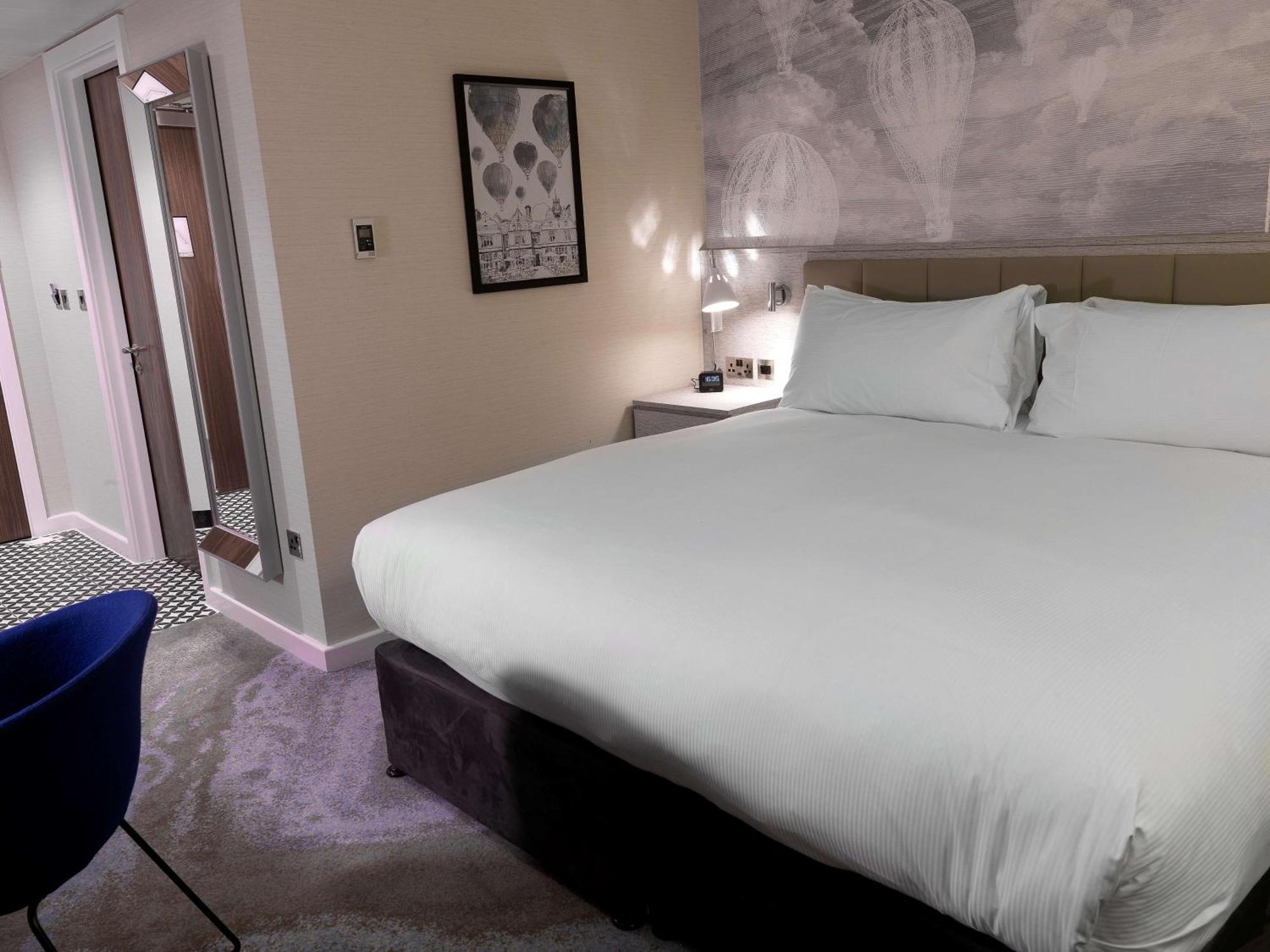 Doubletree By Hilton Τσέστερ Εξωτερικό φωτογραφία